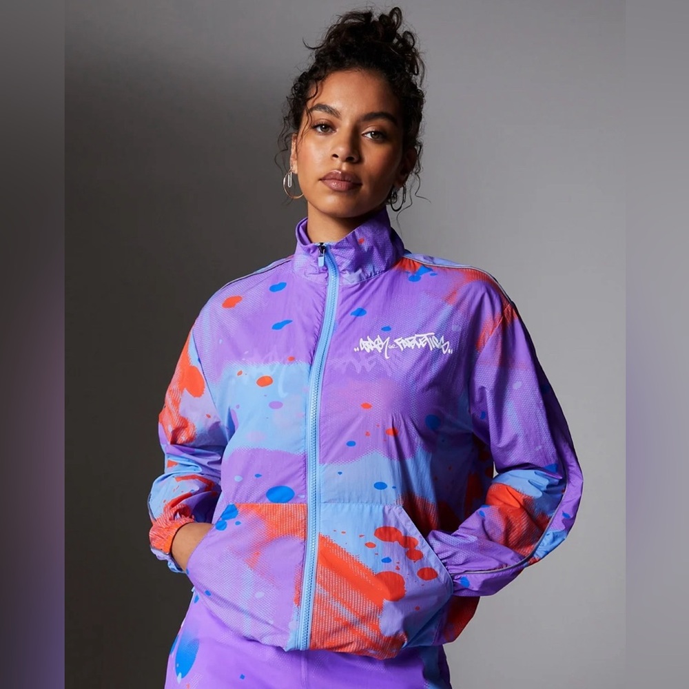 Fabletics Oversized Flyweight Windbreaker